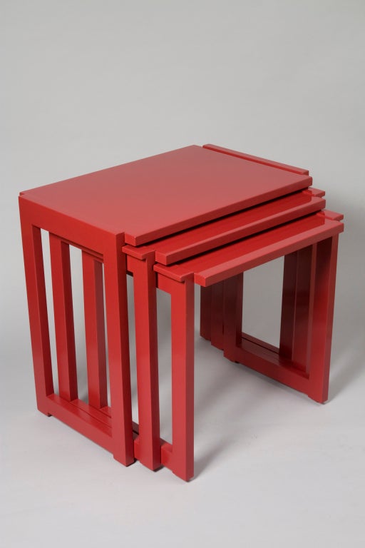 ChicChic Red Lacquered Nesting Tables by Paul Laszlo at 1stDibs