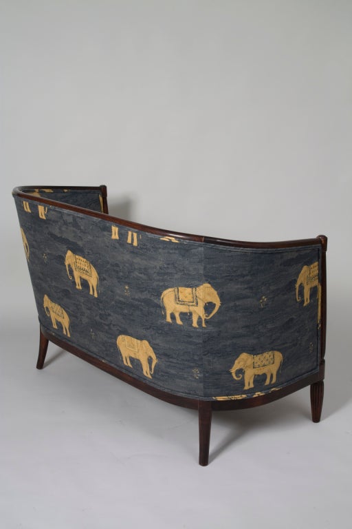 Elephant Print Art Deco Settee In Excellent Condition In Brooklyn, NY