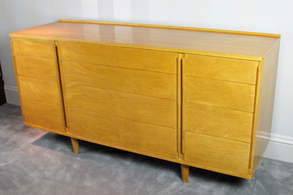 Dunbar Chest of Drawers Designed by Edward Wormley 5