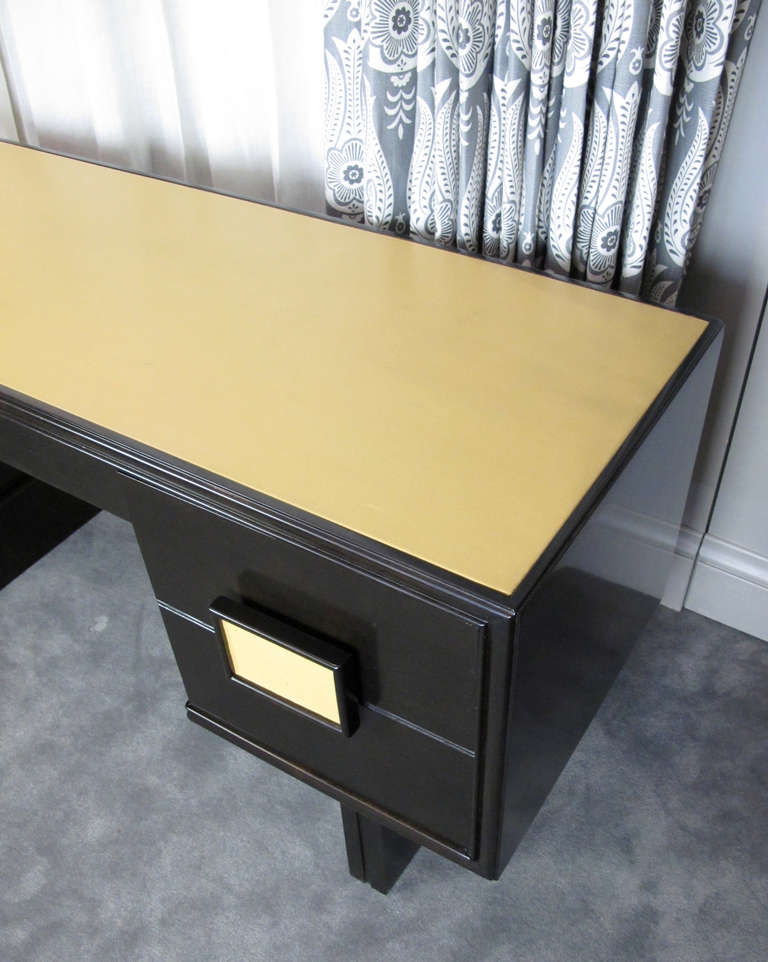 Desk Attributed to Paul Laszlo In Excellent Condition For Sale In San Francisco, CA
