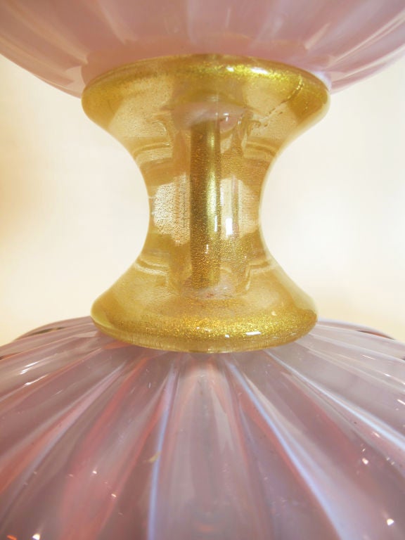 Pair of Monumental Italian Pink Murano Glass Lamps For Sale 2