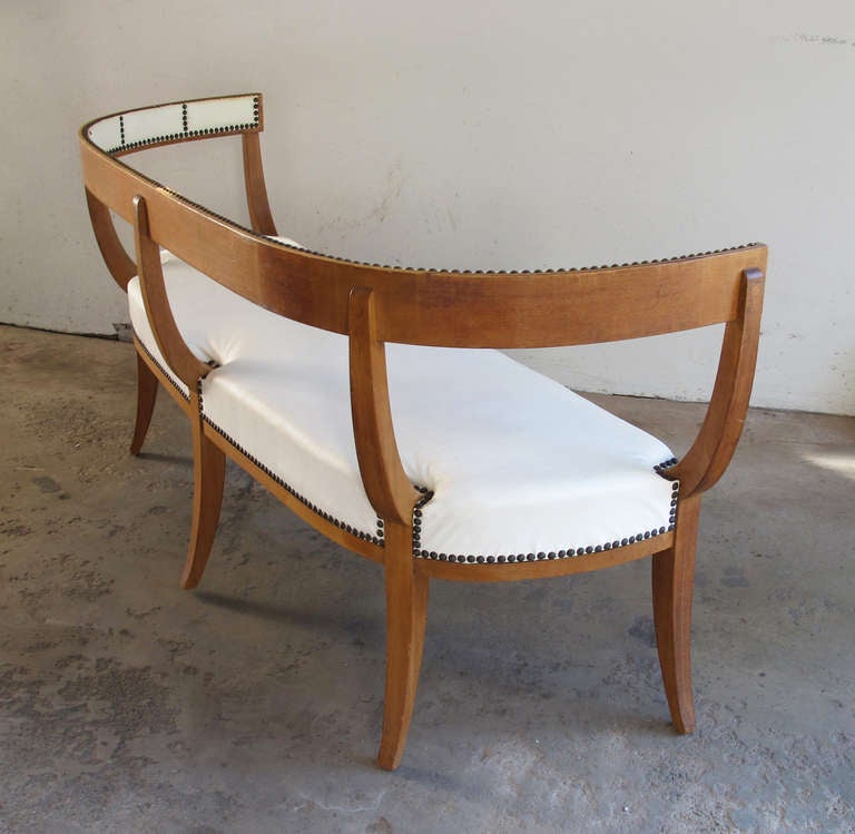 20th Century An Elegant Settee Attributed to Edward Wormley