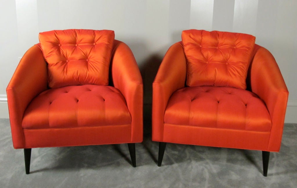20th Century Pair of Elegant Mid Century Tufted Lounge Chairs