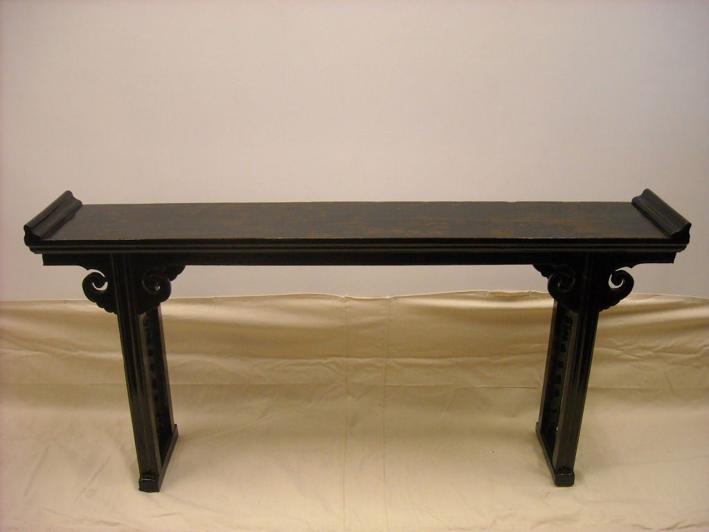 19th century Nammu Altar table
