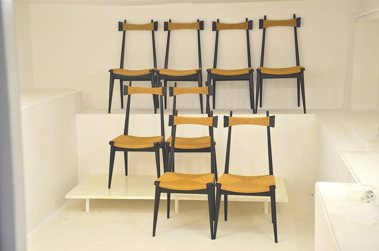 magnificent set of 8 italian chairs from the 50's