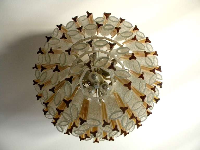 Italian Elegant chandelier of the famous Venini glassworks
