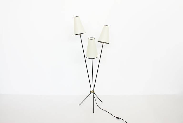 French 1950 Three Shades Floor Lamp In Good Condition In Auribeau sur Siagne, FR