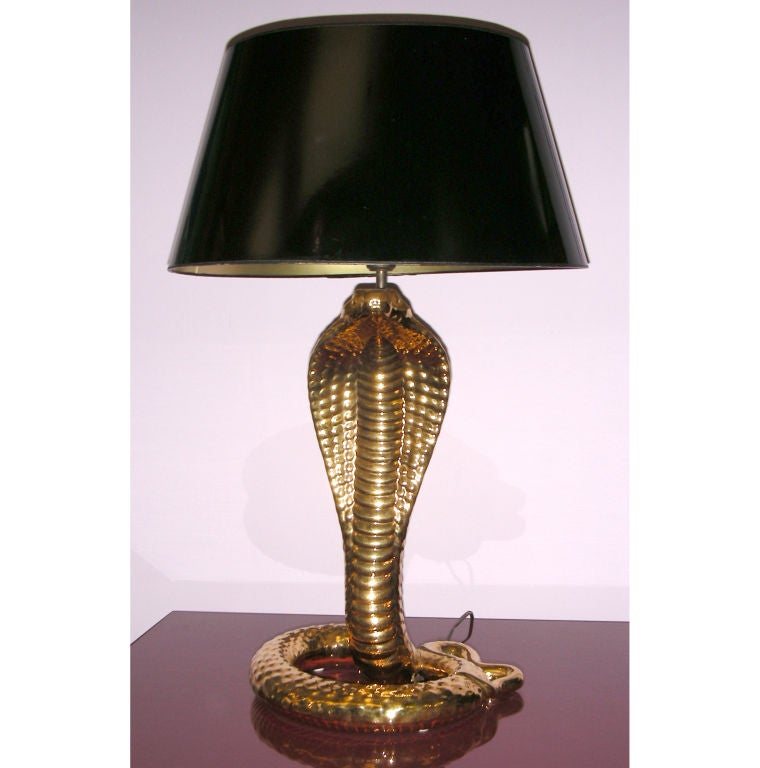 A COBRA PAIR OF LAMP BY TOMMASO BARBI