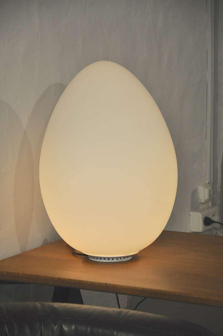 Italian Egg Lamp by Ben Swildens