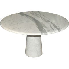 Marble rond table