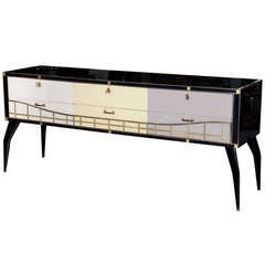 Commode all in mirror with six drawers.