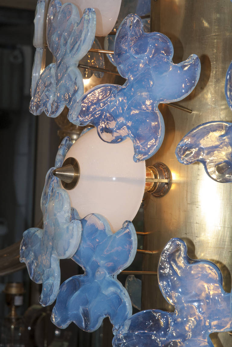 Pair of Chandeliers with Butterflies in Opaline In Excellent Condition In Saint ouen, FR