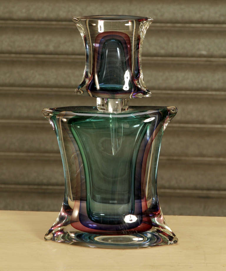 Bottle of perfume in Murano glass signed M.Onesto.