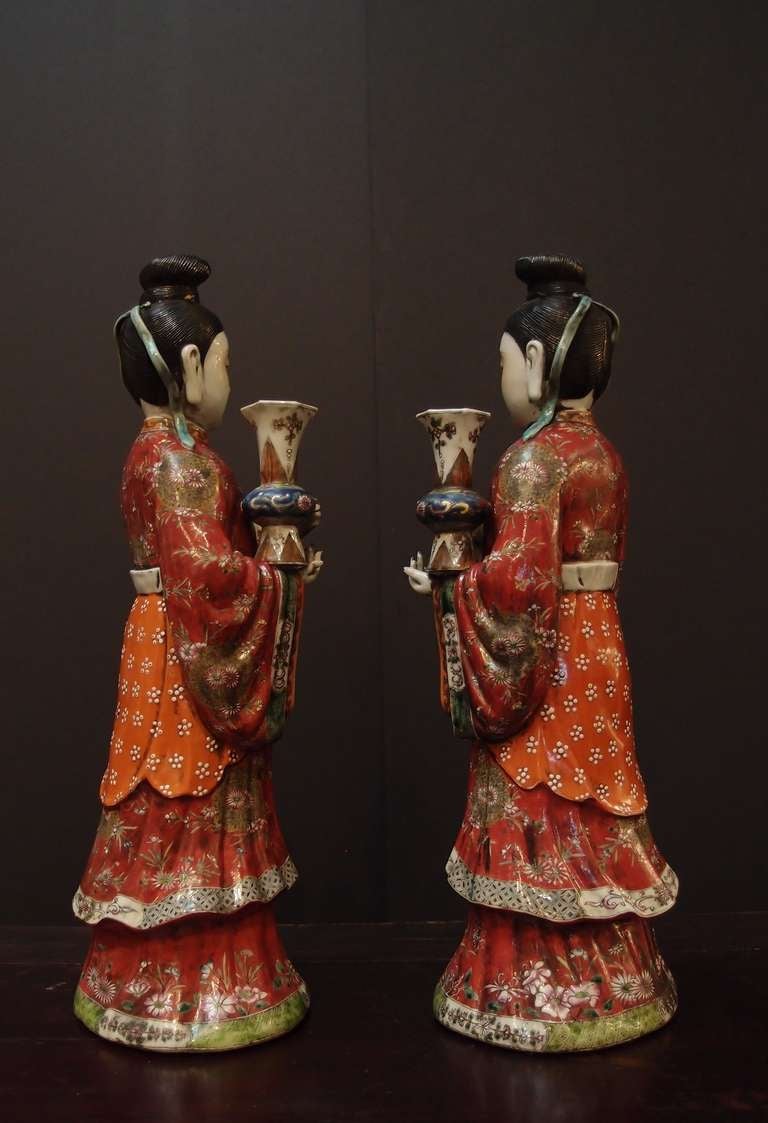19th Century A Pair of Chinese Export Porcelain Famille Rose Court Lady Candle Holders