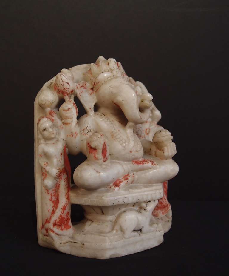 White Marble Figure of Ganesh In Good Condition In Austin, TX