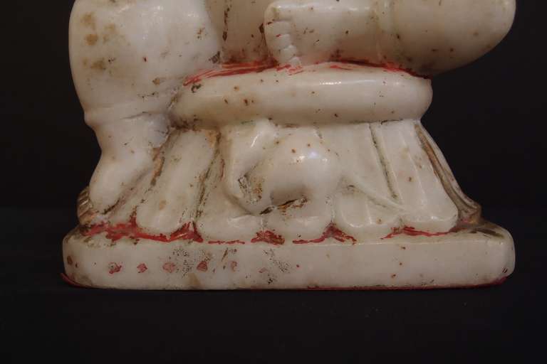 An Indian White Marble Figure of Ganesh In Good Condition In Austin, TX