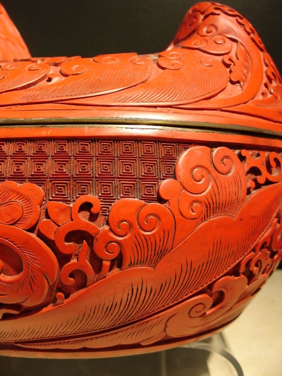 A Pair of Chinese Cinnabar Lacquer Hen Form Boxes 7