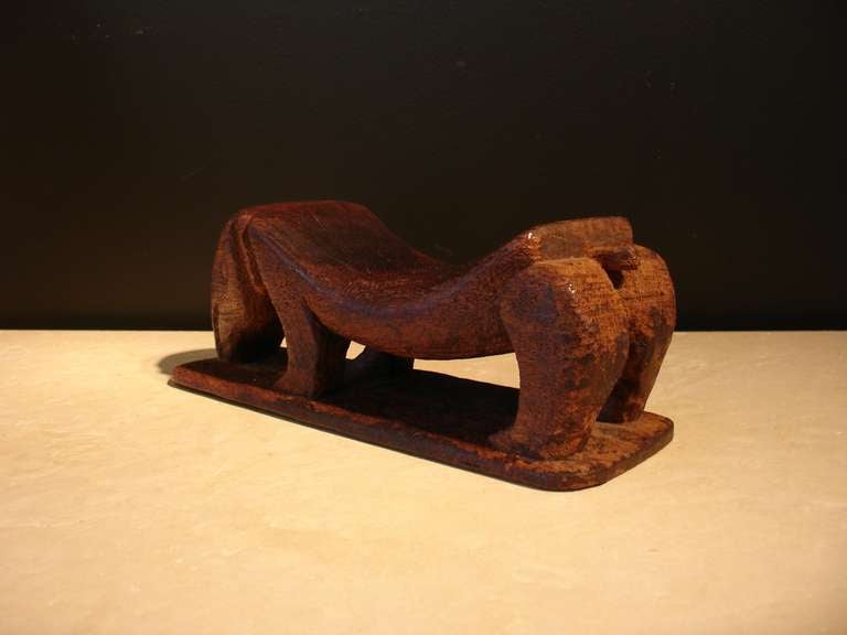 Indonesian Tribal Anteater Form Headrest, Irian Jaya, Mid-20th Century For Sale 3
