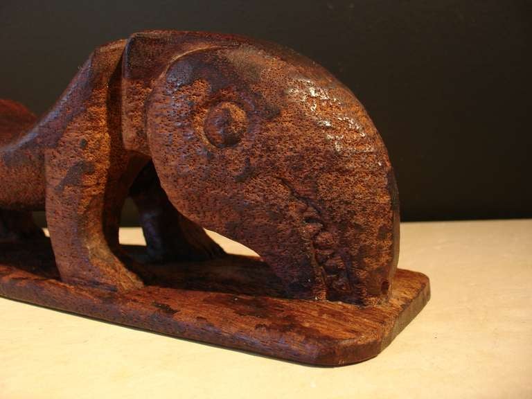 Indonesian Tribal Anteater Form Headrest, Irian Jaya, Mid-20th Century For Sale 4