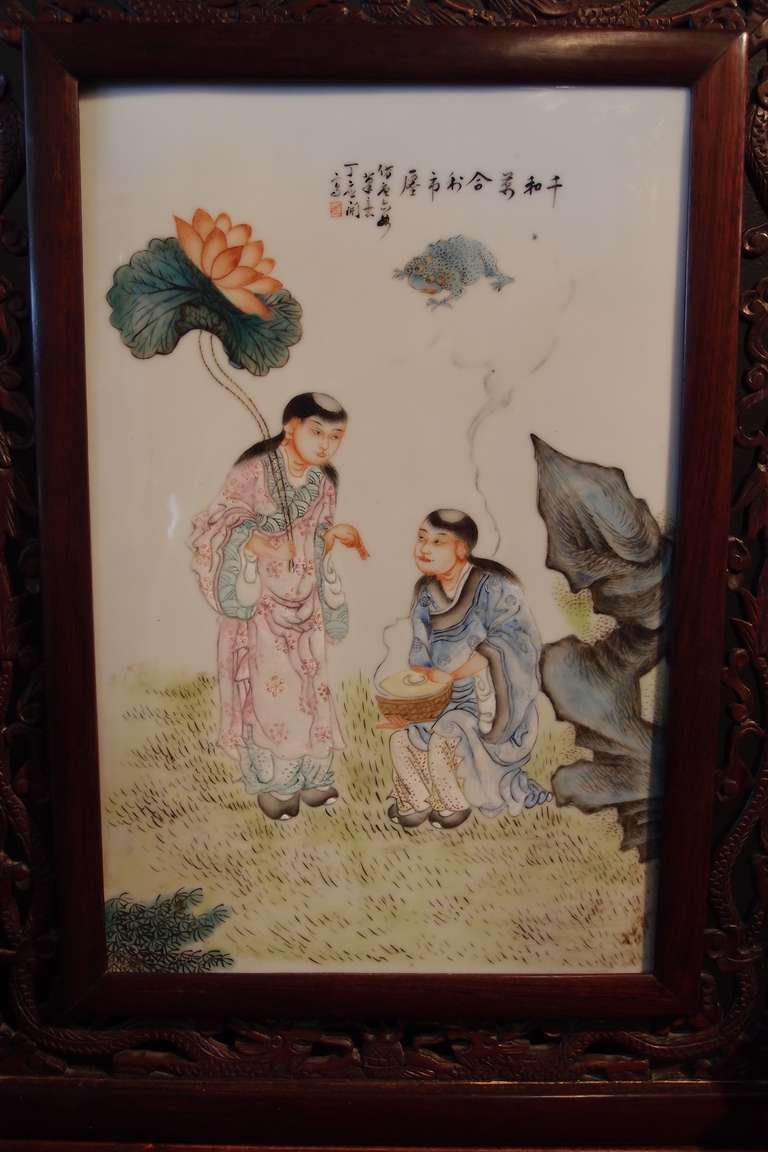 Chinese Porcelain and Rosewood Table Screen 4