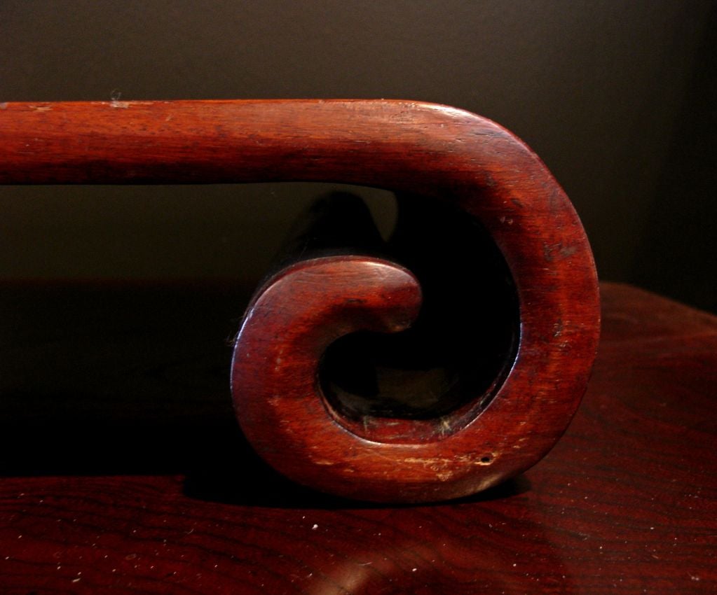 A Huanghuali Scroll End Stand (Ji) 1