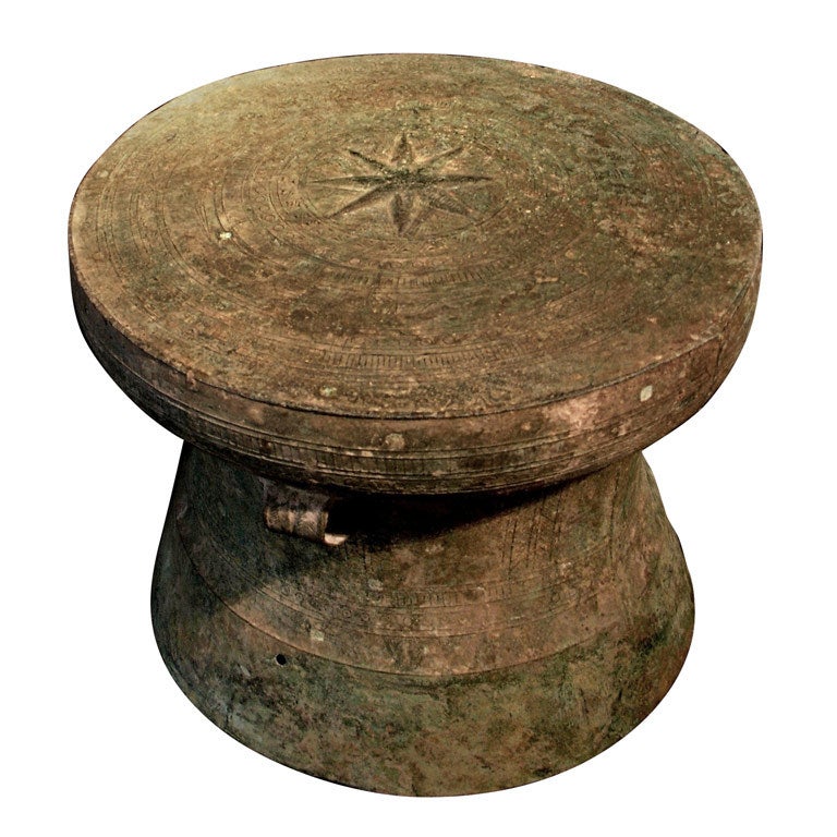Dong Son Culture Ritual Bronze Drum, 4th-3rd Century BC, Vietnam For Sale