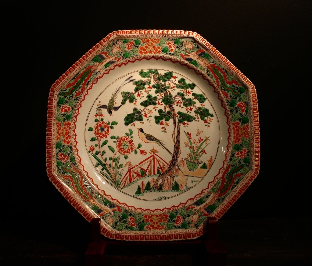 A Kangxi Famille Verte Octagonal Charger