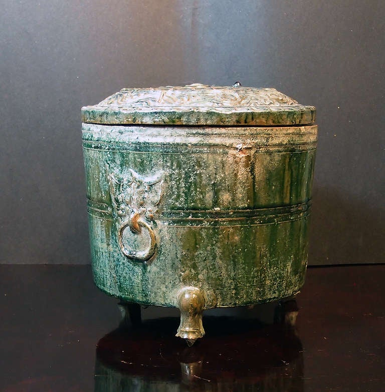 Han Dynasty Green Glazed Covered Storage Jar In Good Condition For Sale In Austin, TX