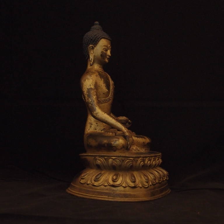 Gilt Bronze Figure of the Medicine Buddha Bhaisajyaguru 1