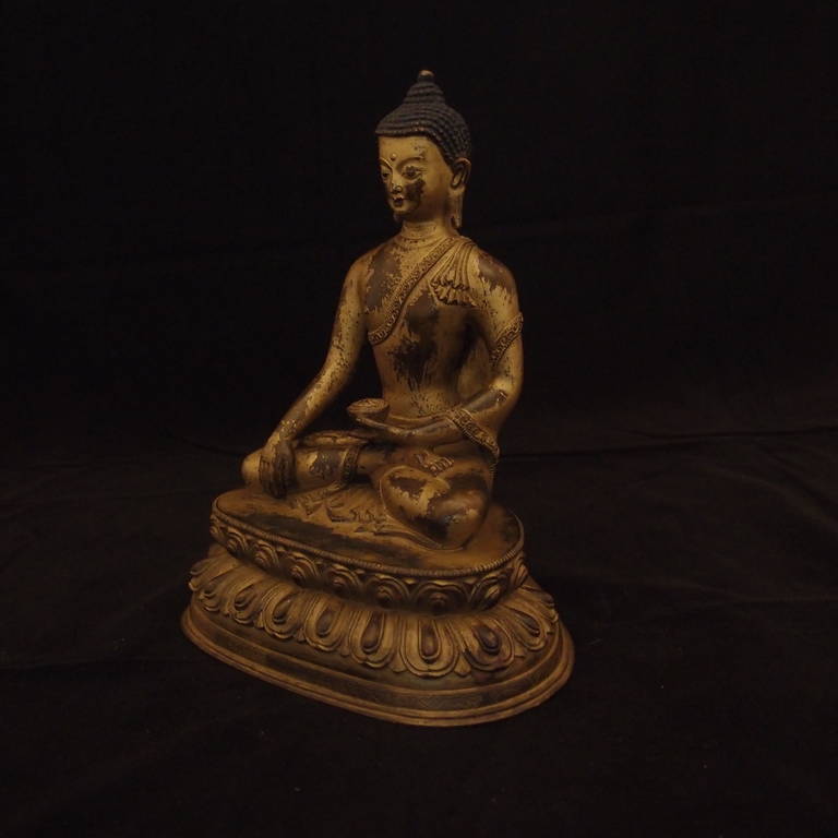 Gilt Bronze Figure of the Medicine Buddha Bhaisajyaguru 2