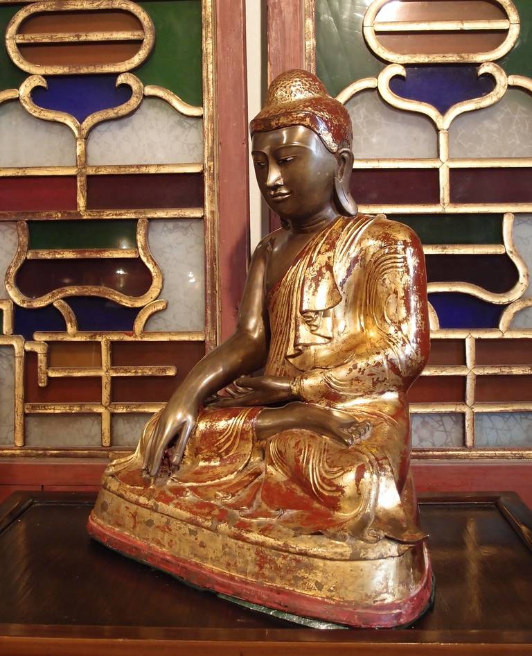 Burmese Mandalay Style Bronze Buddha In Good Condition In Austin, TX