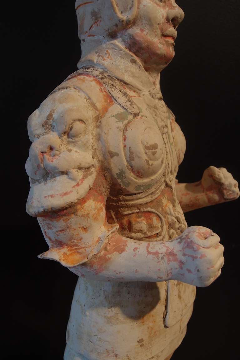 Pair of Tang Dynasty Painted Pottery Soldiers For Sale 3