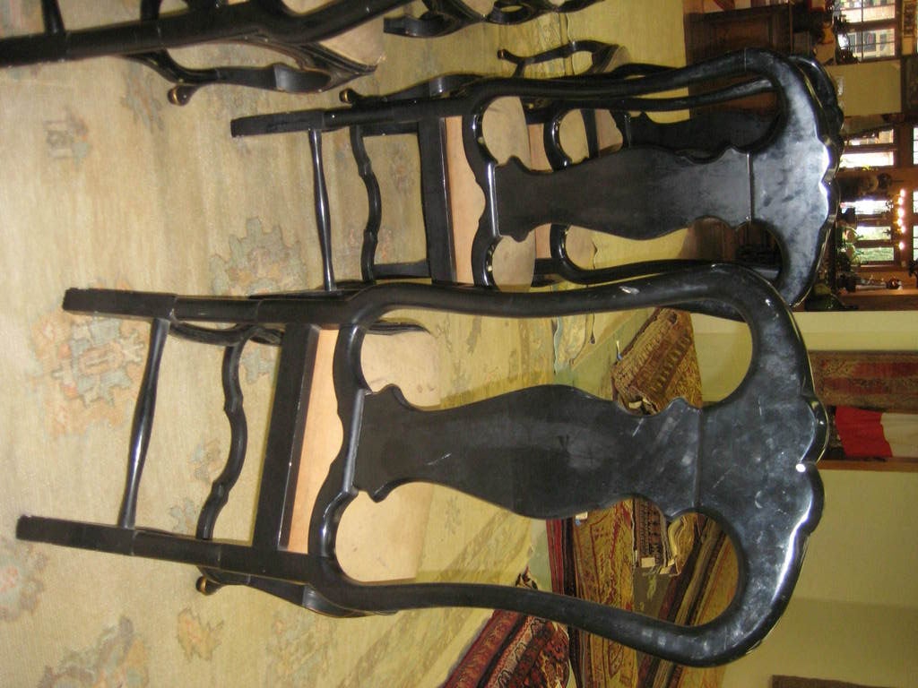 20th Century Set of Eight Italian Ebonized Dinning Room Chairs