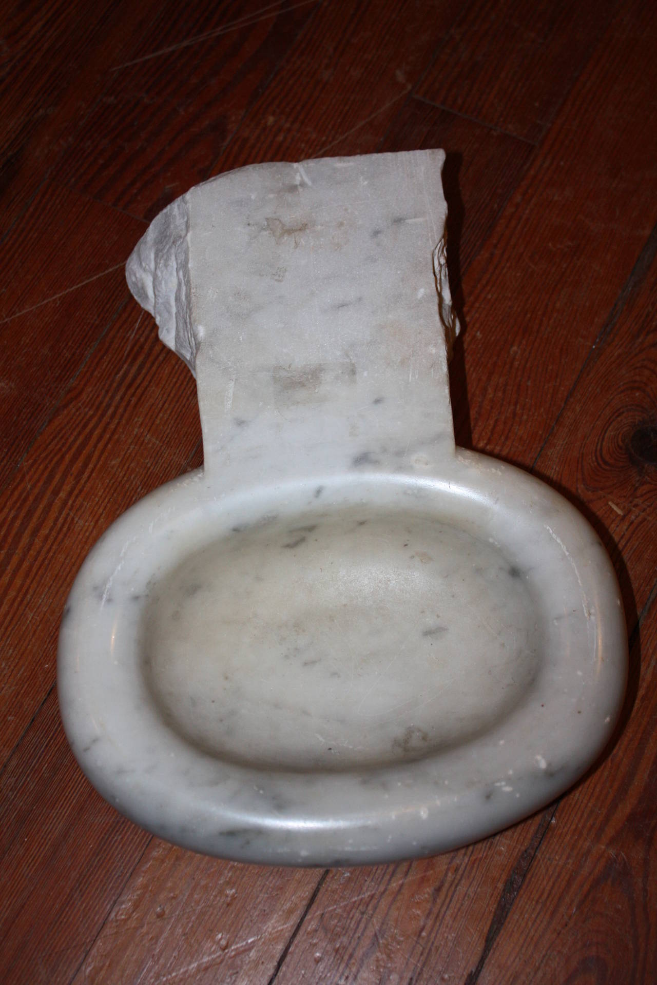 Italian Marble Holy Water Font In Excellent Condition In Fairhope, AL