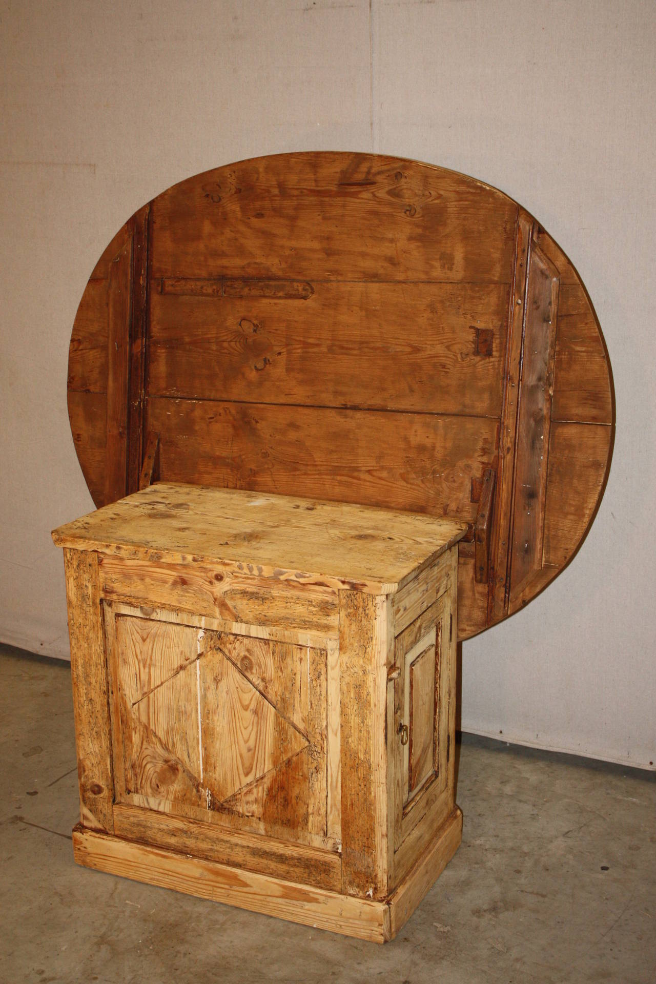 French Provincial 19th Century French Pine Wine Table