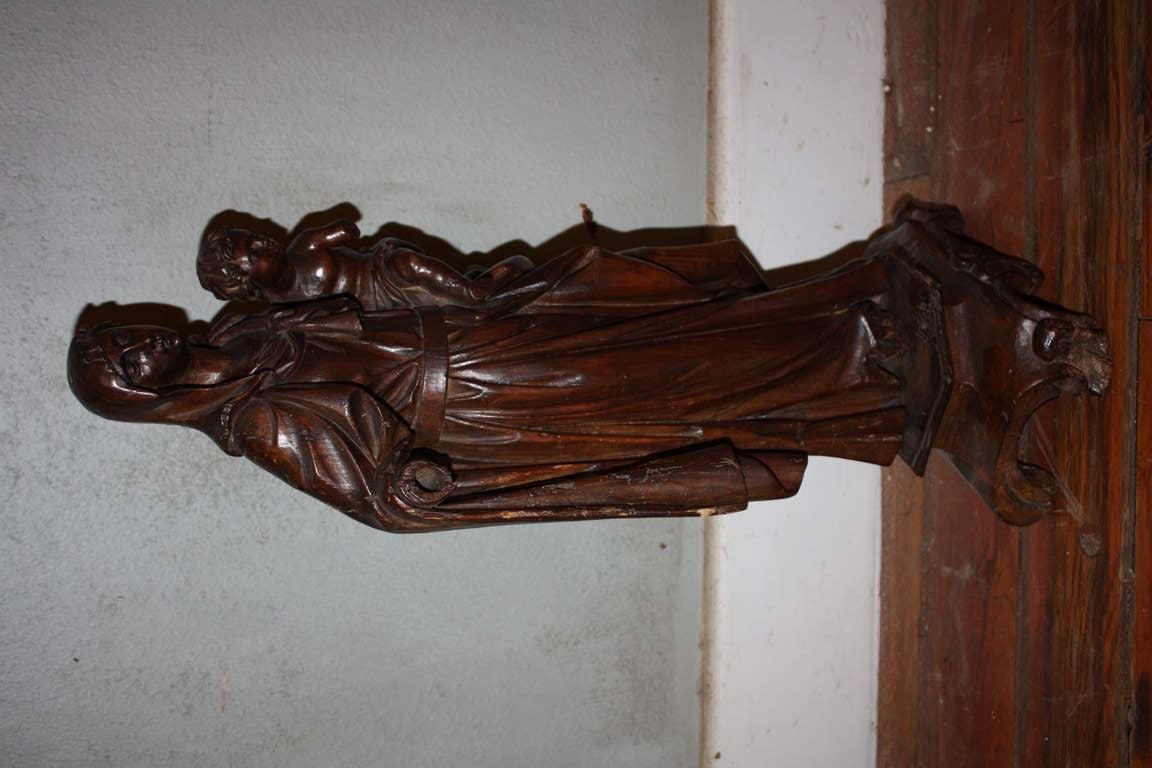 Early 19th Century Italian Carved Virgin Mary and Child 3