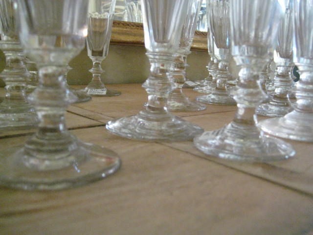 French Handblown Champagne Glasses In Excellent Condition For Sale In Fairhope, AL