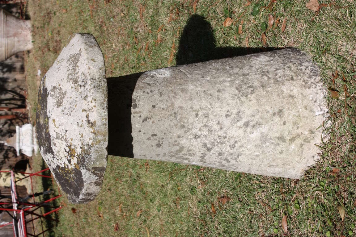 17th Century French Staddle Stones In Excellent Condition In Fairhope, AL