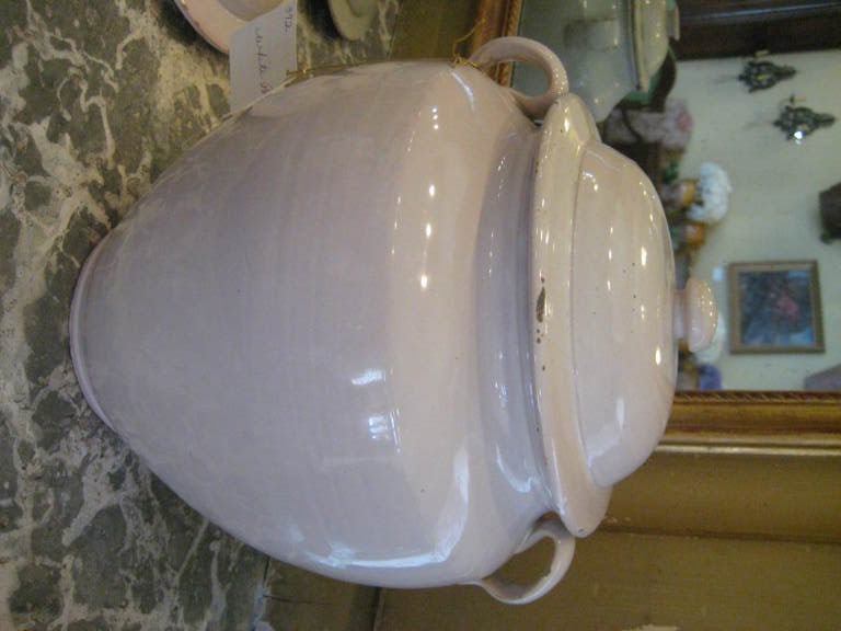 19th Century White French Pot For Sale 1
