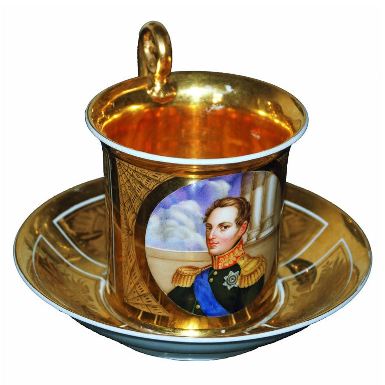 Large Russian Empire Royal Portrait Cabinet - Cup For Sale