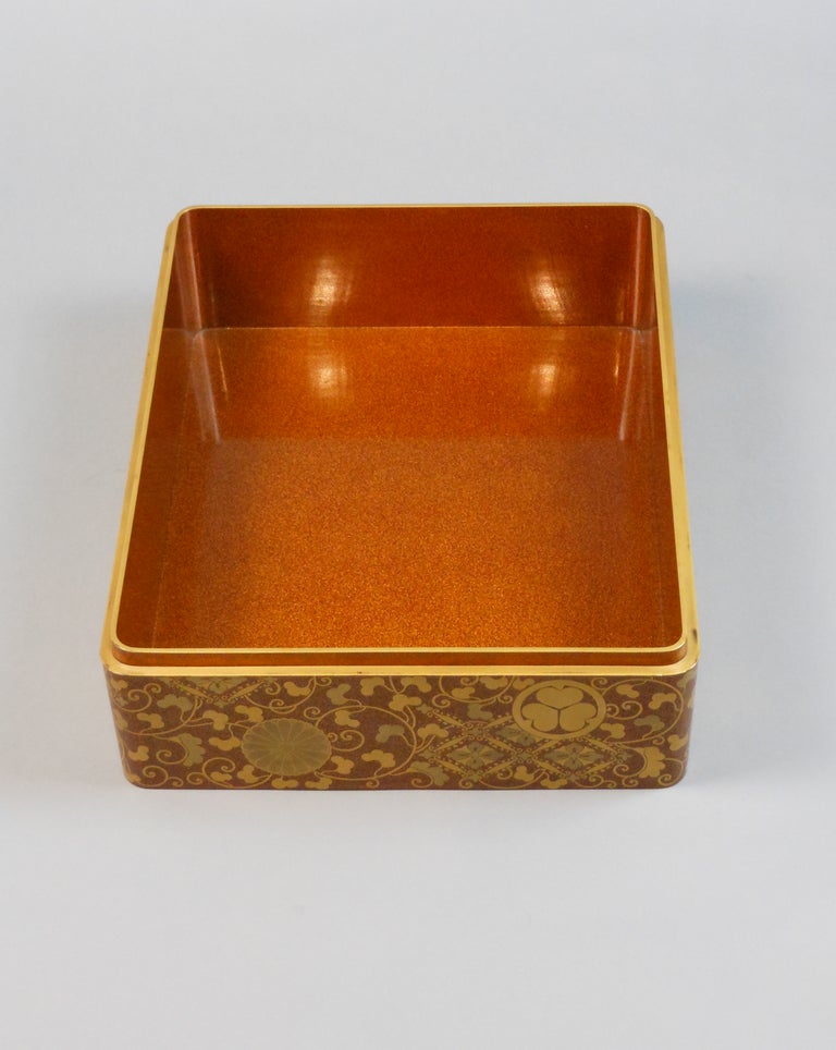 Large Japanese Gold Lacquer Document Box In Good Condition In New York, NY