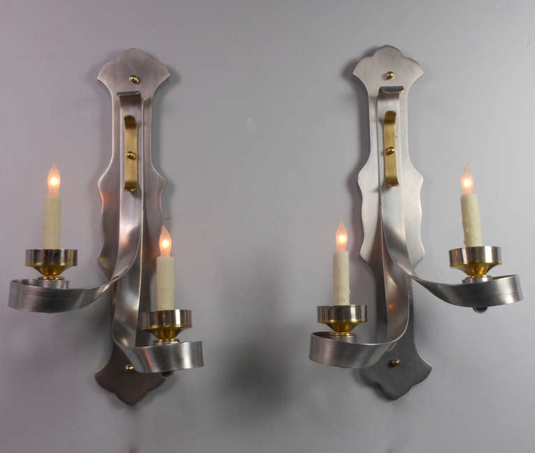 Mid-Century Modern American Aluminum Sconces In Good Condition For Sale In New York, NY