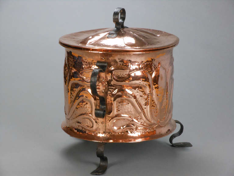 Unknown Art Nouveau Copper Pot For Sale