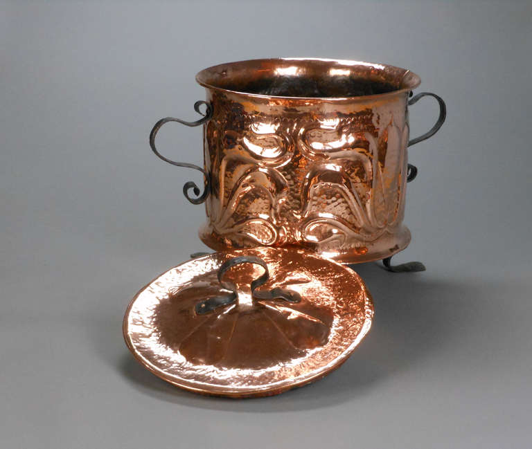 Art Nouveau Copper Pot For Sale 4