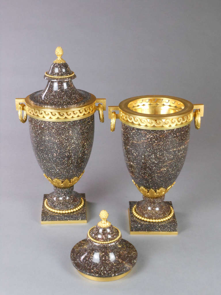 Swedish Pair of Neoclassical Gilt Bronze Porphyry Urns For Sale 2