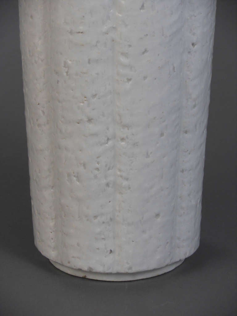 Tall White Lobed Chamotte Vase by Gunnar Nylund 1