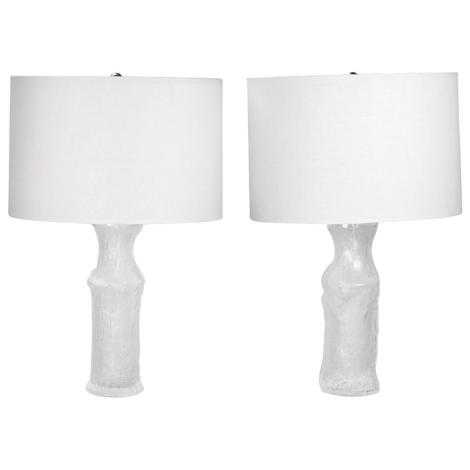 Scandinavian Modern Pair of Glass Lamps by Timo Sarpaneva for Luxus For Sale