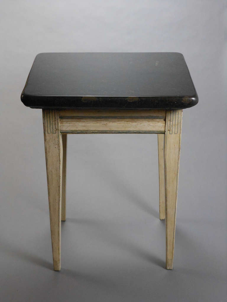 Swedish Neoclassical Painted Table with a Marble Top In Good Condition For Sale In New York, NY