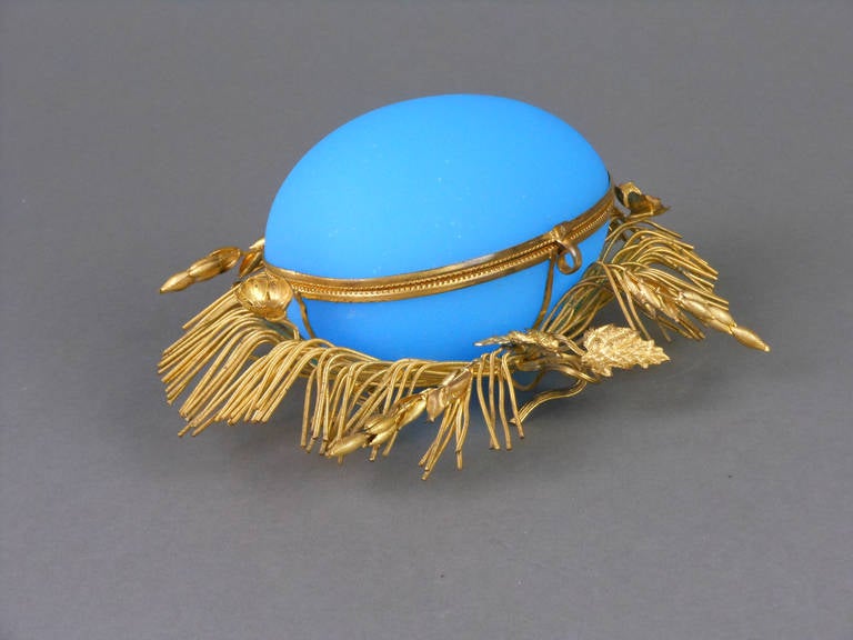 A French Gilt Mounted Blue Opaline Box For Sale 1