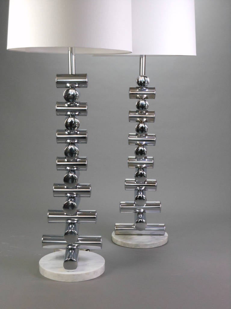 Italian Pair of 1970s Steel and Marble Floor Lamps For Sale 1